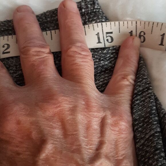 CHAMPION 9‎ Gray Black  Shorty Shorts M - Picture 5 of 6